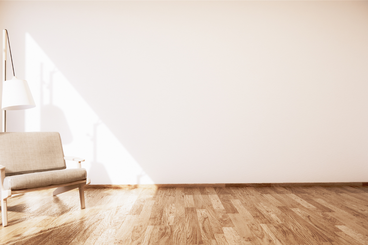 ruangan berwarna coklat